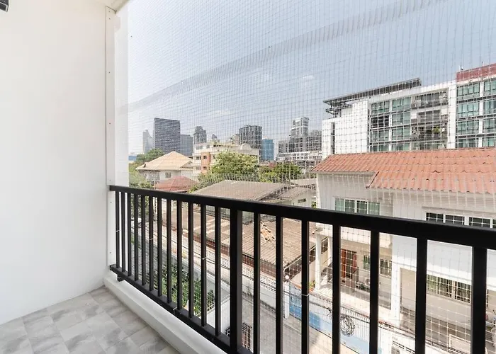 Miq Ekkamai3_pool Villa_3br House 別墅 曼谷